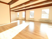 Wohnzimmer- und Esszimmer